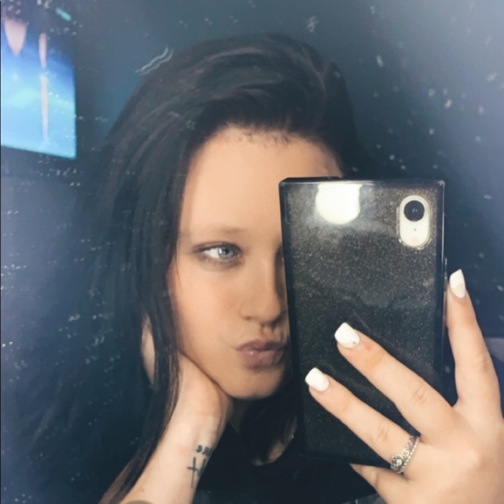 Meet your Posher, Brianna